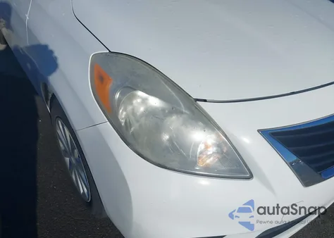 2013 Nissan Versa 1.6 Sv z USA, uszkodzony, nr VIN 3N1CN7AP3DL890895